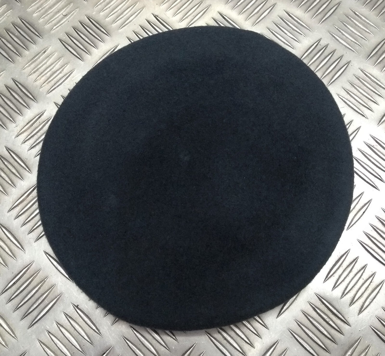 RAF Royal Air Force Beret Knitted Wool Blue Grey With Leather Rim & Badge Eyelets 62cm New