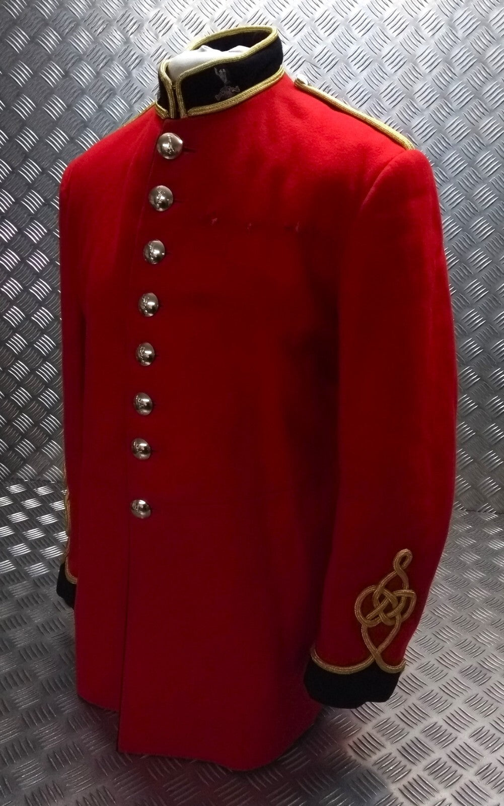 British Army Red Tunic Bandsman's R.SIGS Band With Badges Good Size