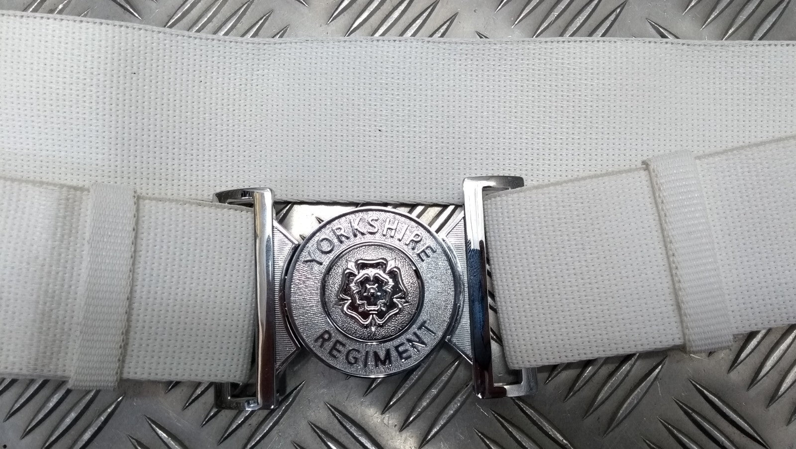 Yorks Belt White Yorkshire Regiment Courlene Belt & Chrome Buckle 44"