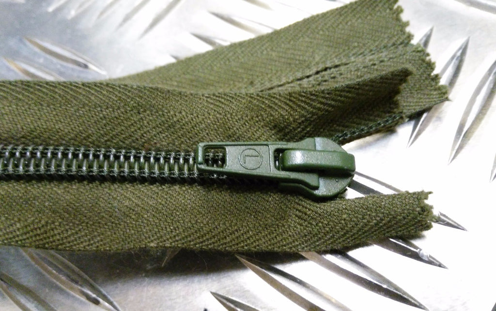 Closed End Green Zip / Zipper Heavy Duty 9" Genuine British Issue
