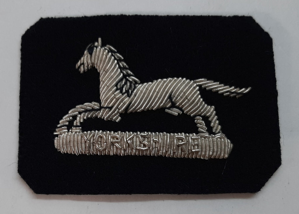 Prince of Wales Own Yorkshire Regiment Beret Badge Silver Wire on Black NOS