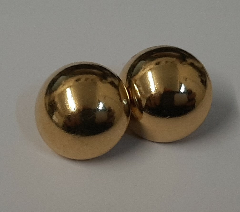 British Half Dome Gold Coloured Issue 22L Ring Back Buttons X2 ASBT309