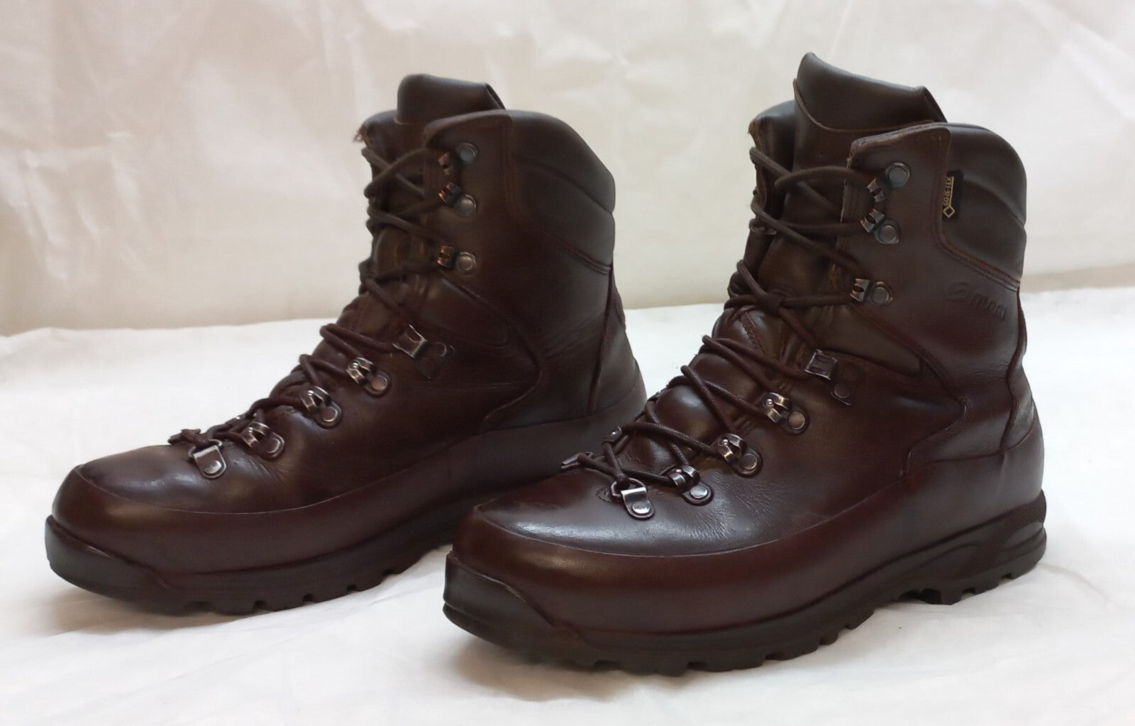 British Army Style ITURRI Cold & Wet Weather GTX Leather Combat Boots Brown