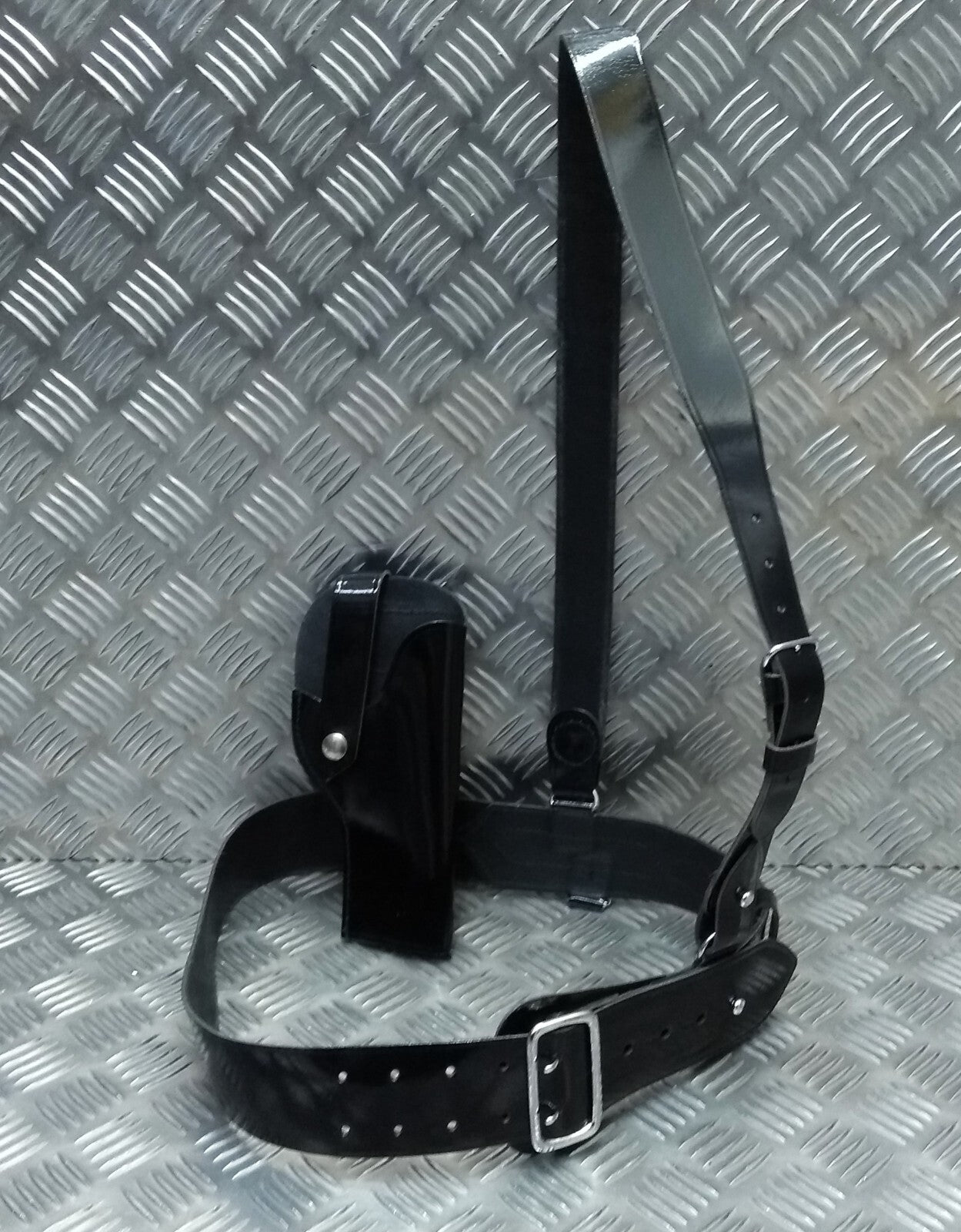 Sam Browne Patent Hi Sheen Black Leather With Chrome Fixings Includes 9mm Pouch