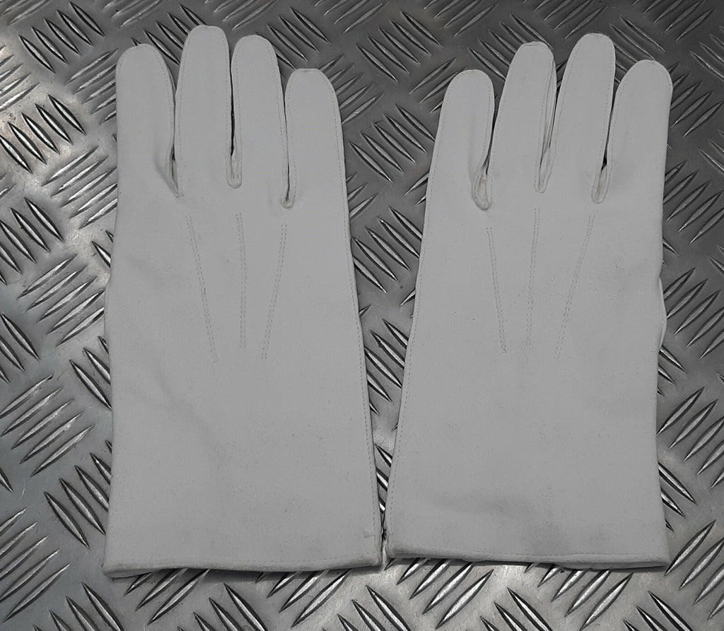 Genuine British Ceremonial Deerskin 3 Dart Leather Gloves Unissued