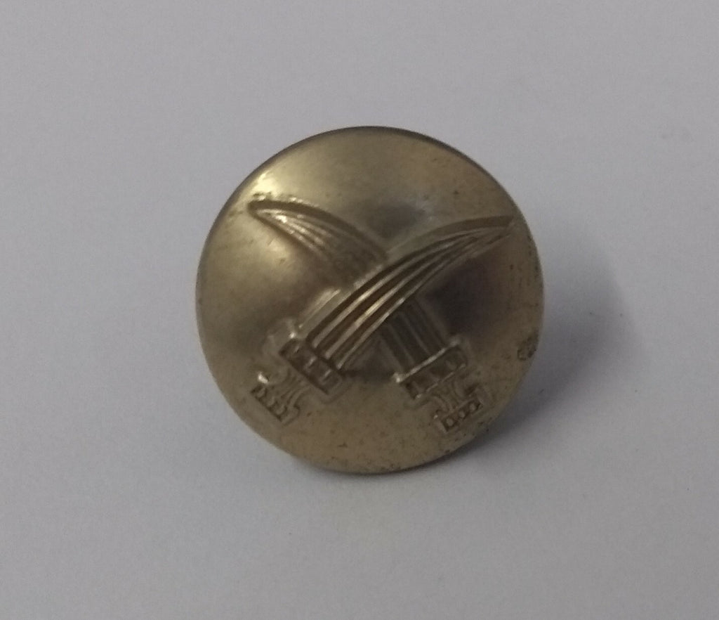 Genuine British Made Bahrain Obsolete Insignia Nickel Ring Buttons X2 ASBT237