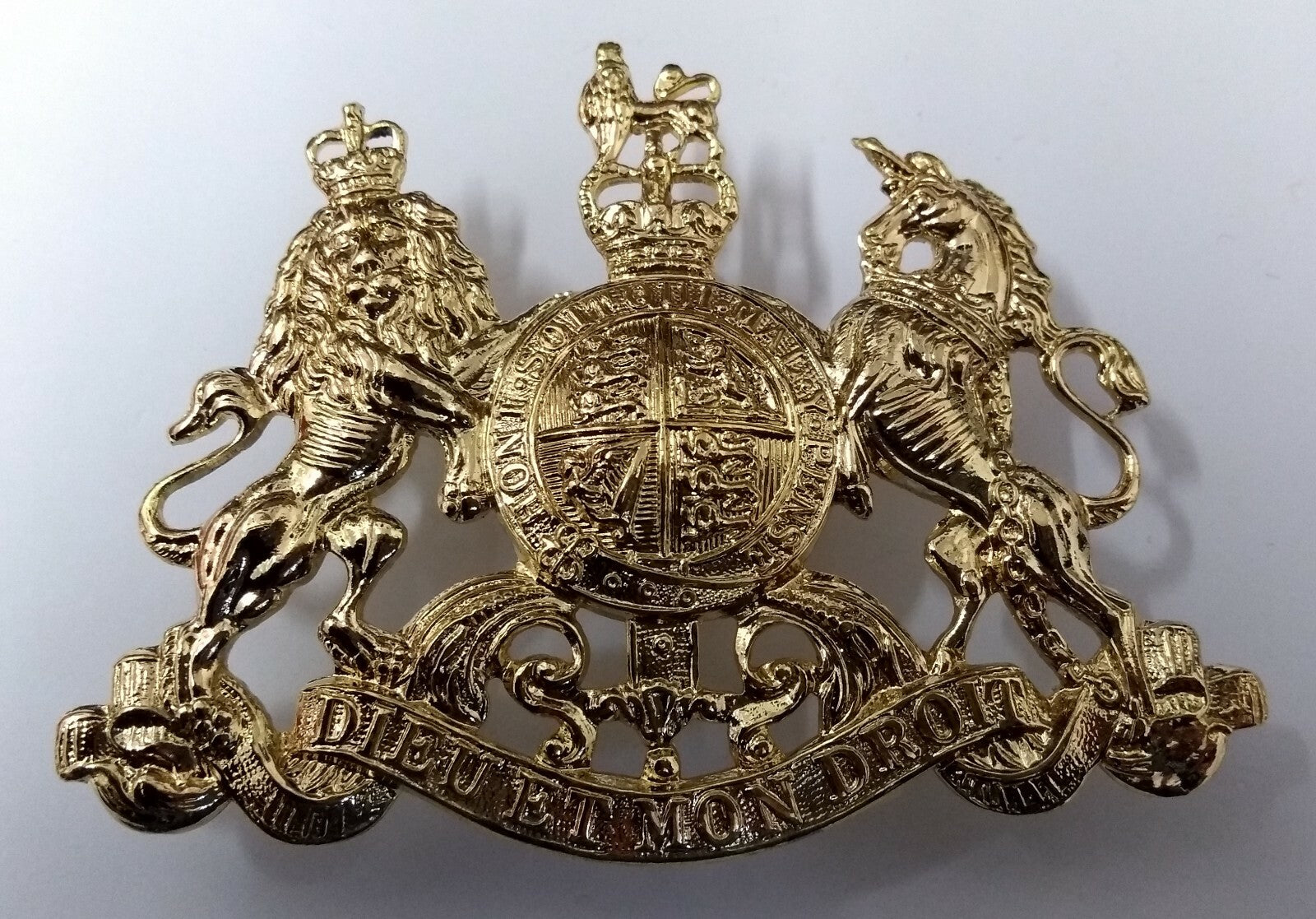 British Large Coat of Arms General Service H Cav Badge