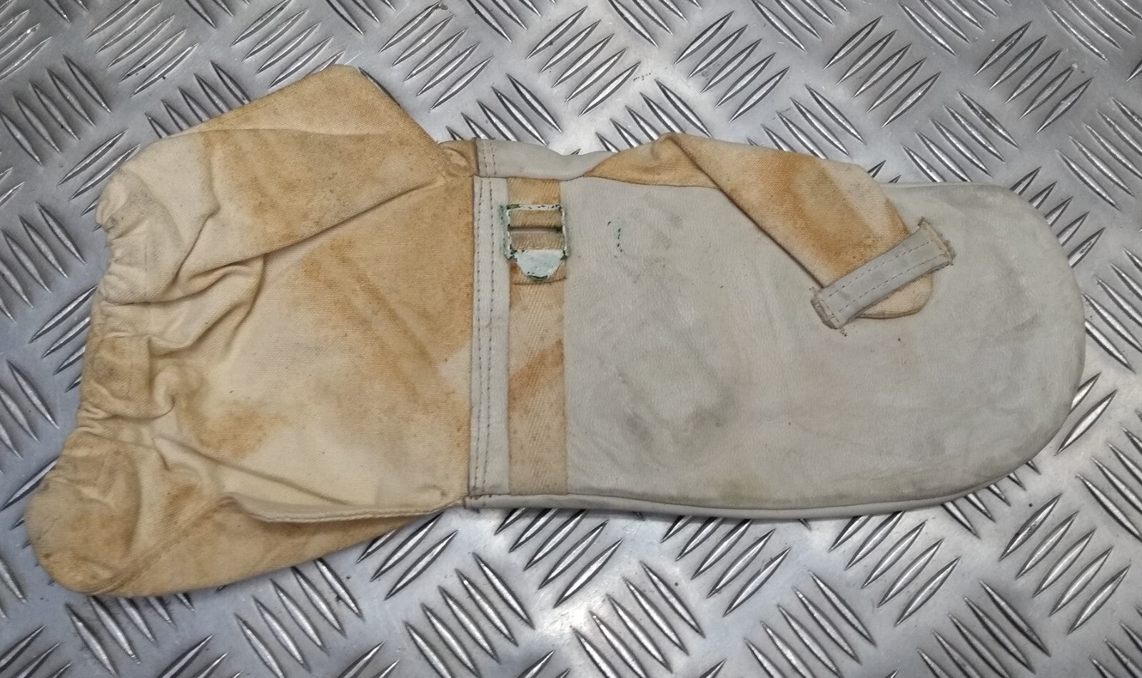 Vintage Arctic Mitts British Army issue Canvas & Chrome Leather & Trigger Finger