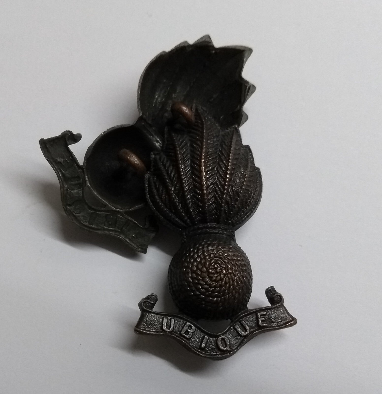 Royal Artillery Collar Dogs "Ubique" RA Metal Badges No Split Pins