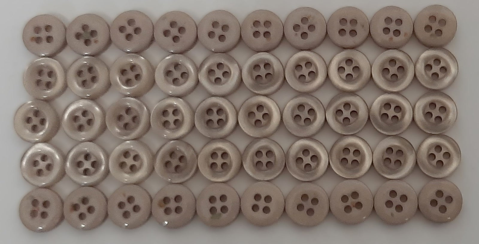 100 Vintage Buttons 4 Hole Shirt / Shank Anchors Pearlesque Grey 8.9mm old Stock