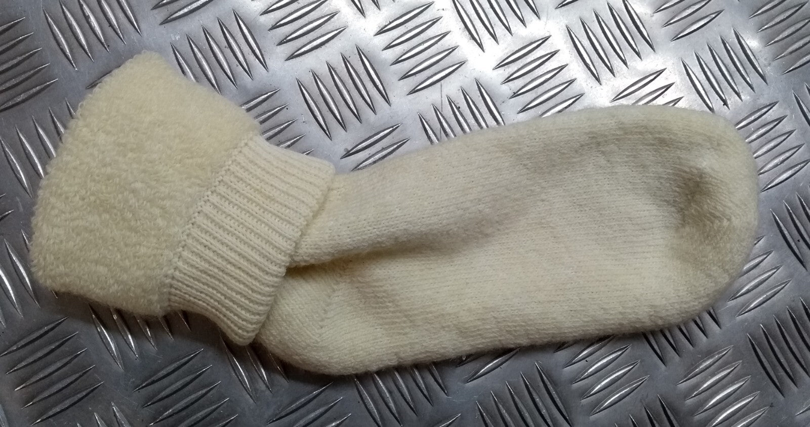 ECW Arctic Socks British Extreme Cold Weather General Service Hosiery - NEW