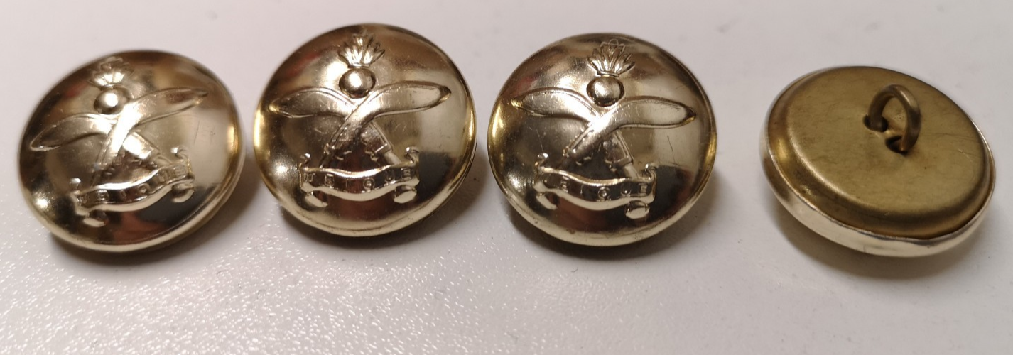 Queen's Gurkha Engineers Buttons 32L set of 4