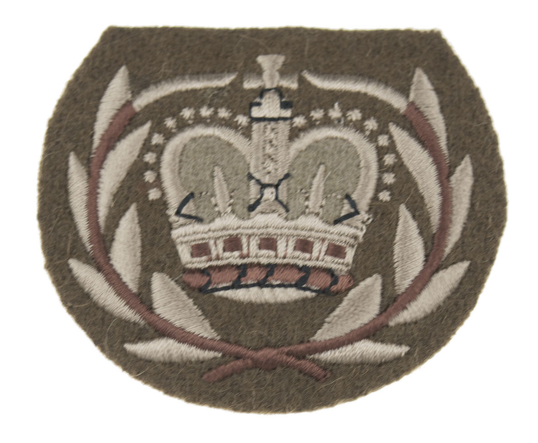 Warrant Officer Class 2 WO2 Household Division HAC Crown in Wreath Rank Badge