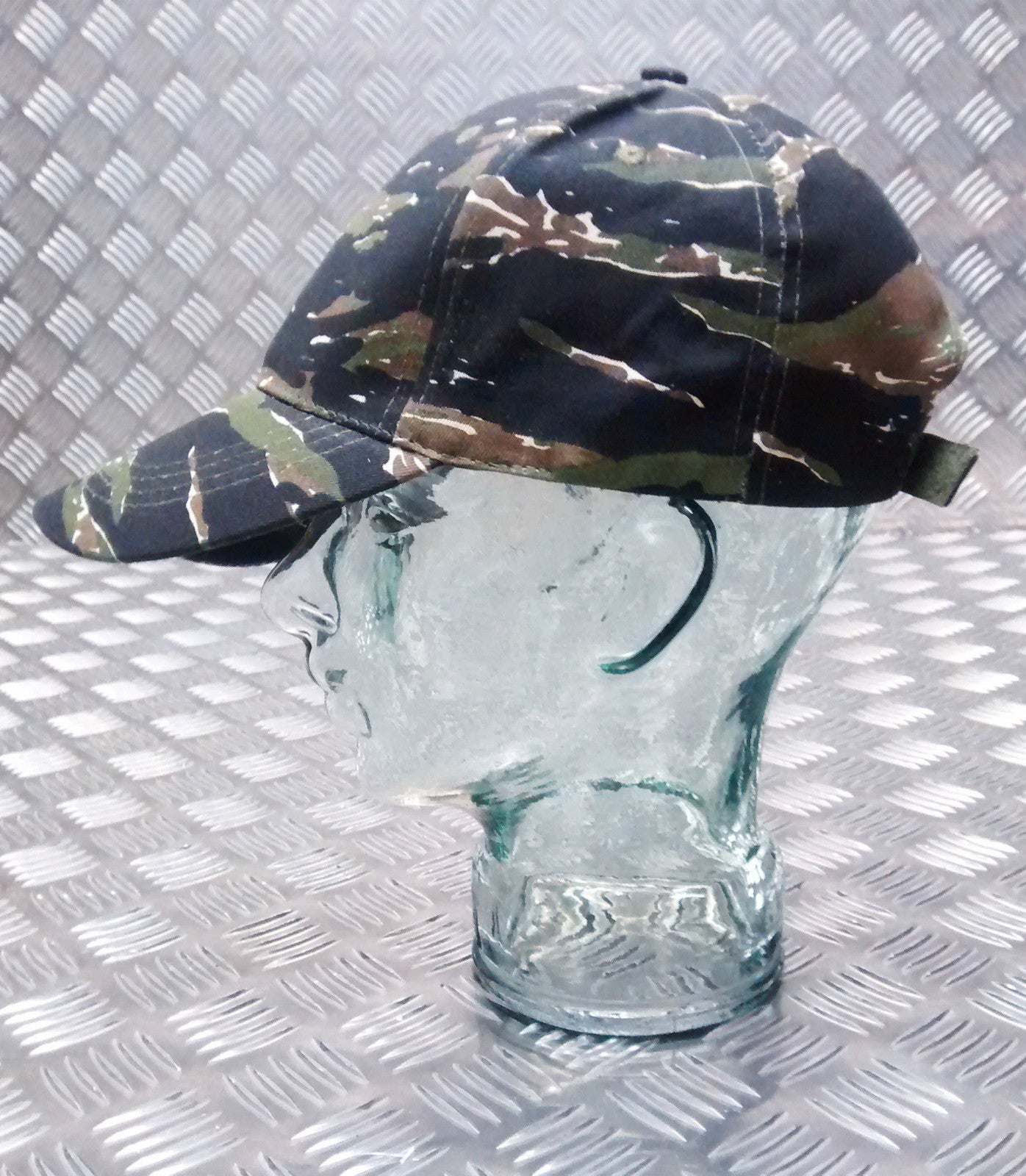 100% Cotton Tiger Stripe Pattern Camouflage Baseball Hat / Cap - Brand NEW