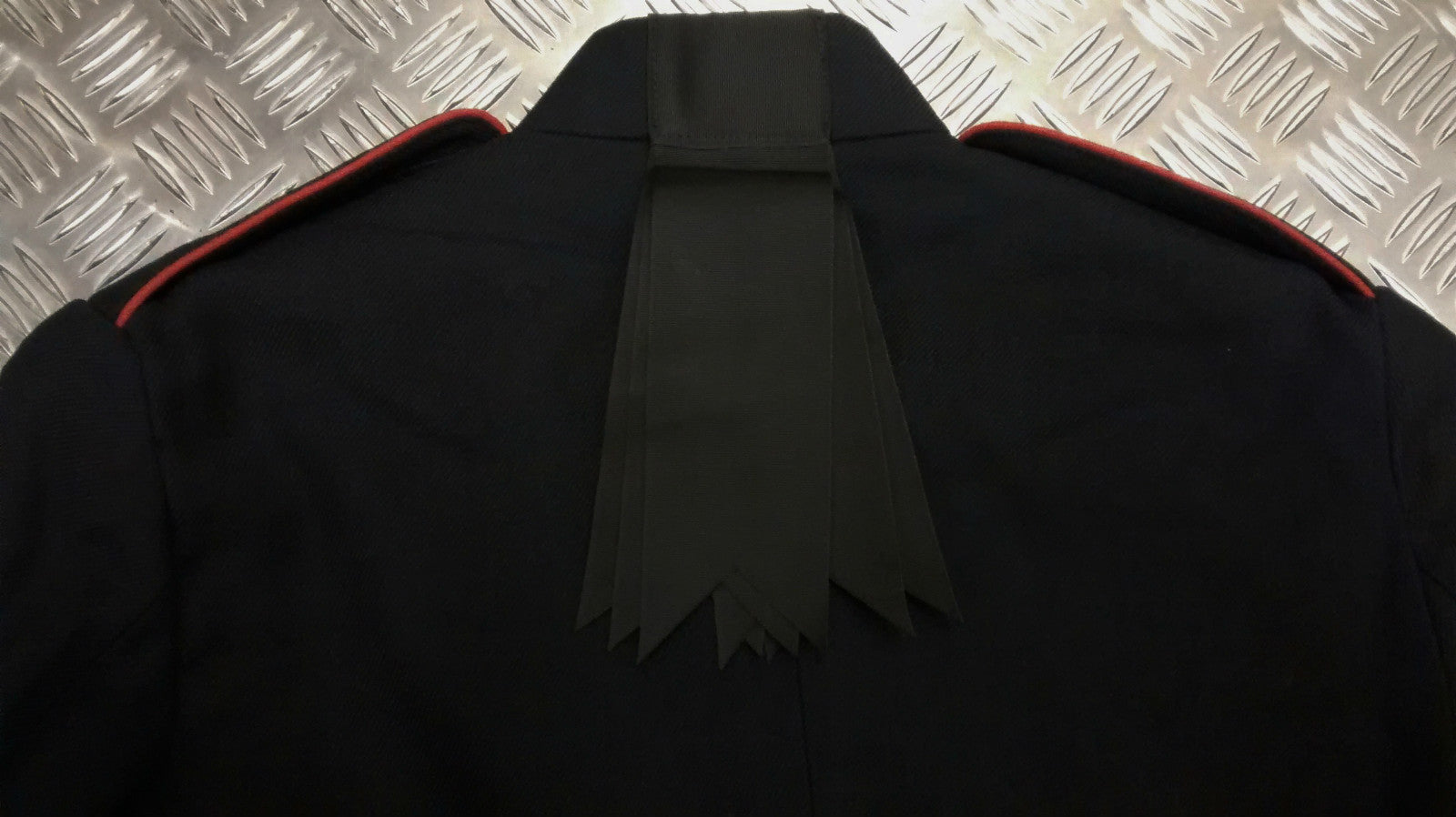 Long Collar Flash for Officers and Warrant Officers The Royal Welsh British Army