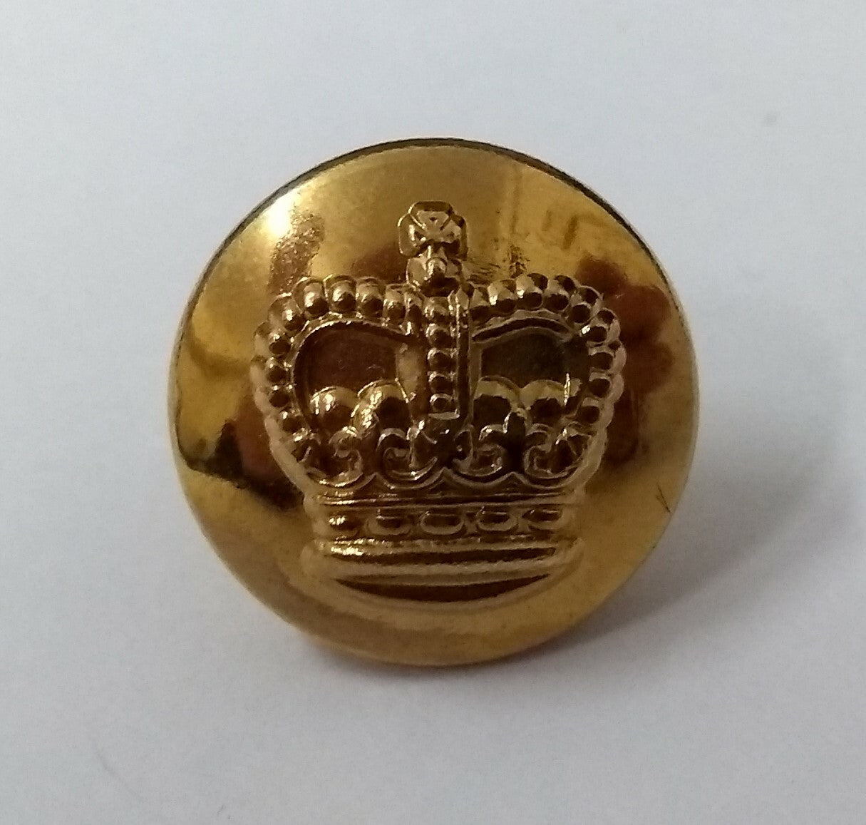 Genuine Vintage British St Edwards Crown Metal Dress Buttons X2 ASBT146
