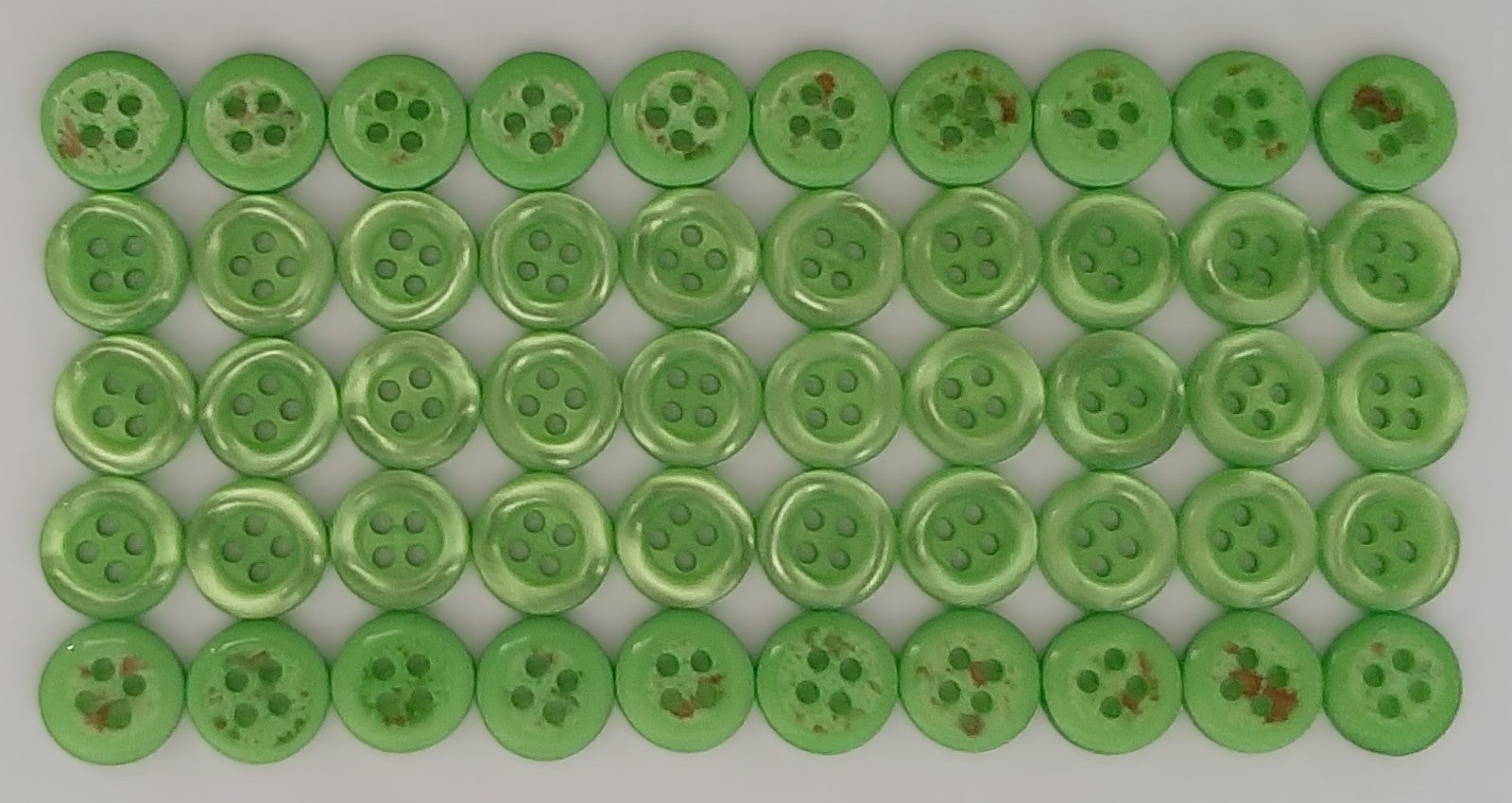 Buttons 50 Vintage 4 Hole Shirt / Shank Anchors Pearlesque Lime 11.3mm NOS