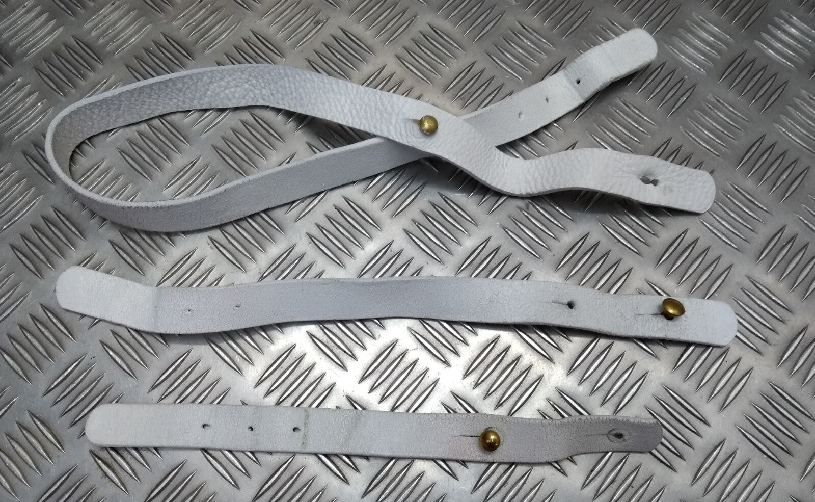 HCav No2 Buff Leather Sword Straps Assorted Lengths Household Cavalry