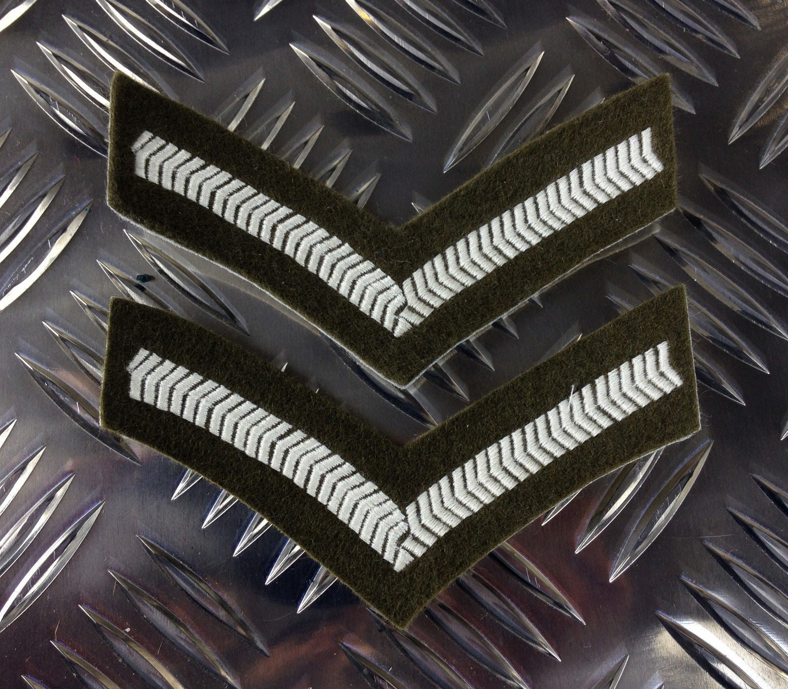 Genuine British Army Rank Stripes / Chevrons / Badges / Patches - Brand NEW x 2