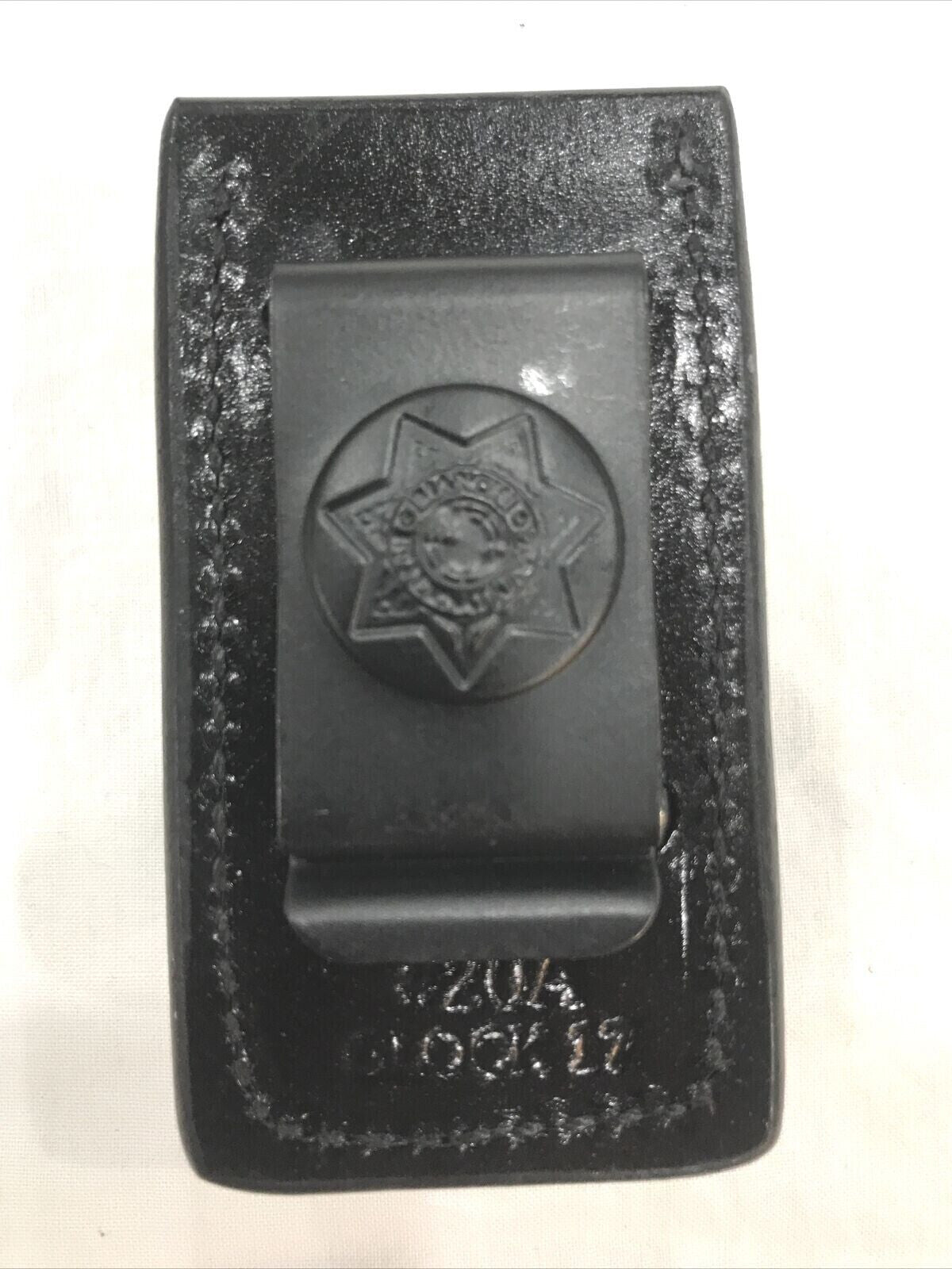 Bianchi 20A Black Leather Magazine Pouch for 9mm Glock 17