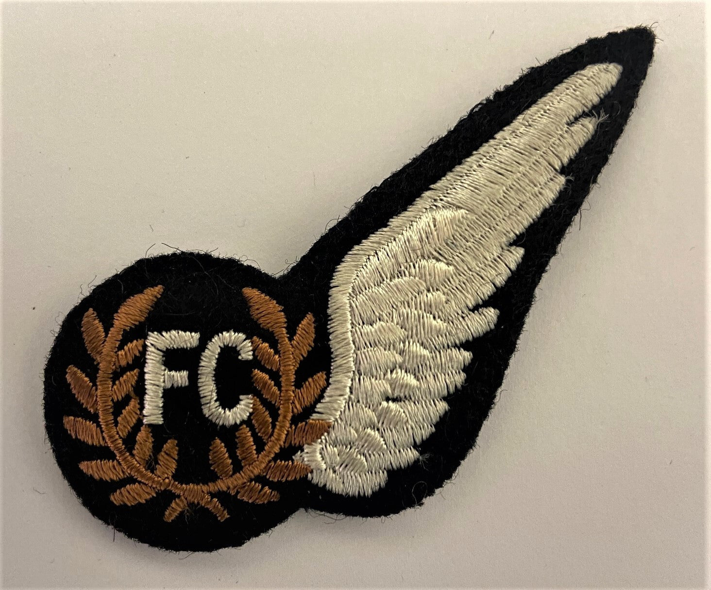 Badge Fighter Controller FC Cloth Half Wing Brevet Badge RAF Royal Air Force - NEW