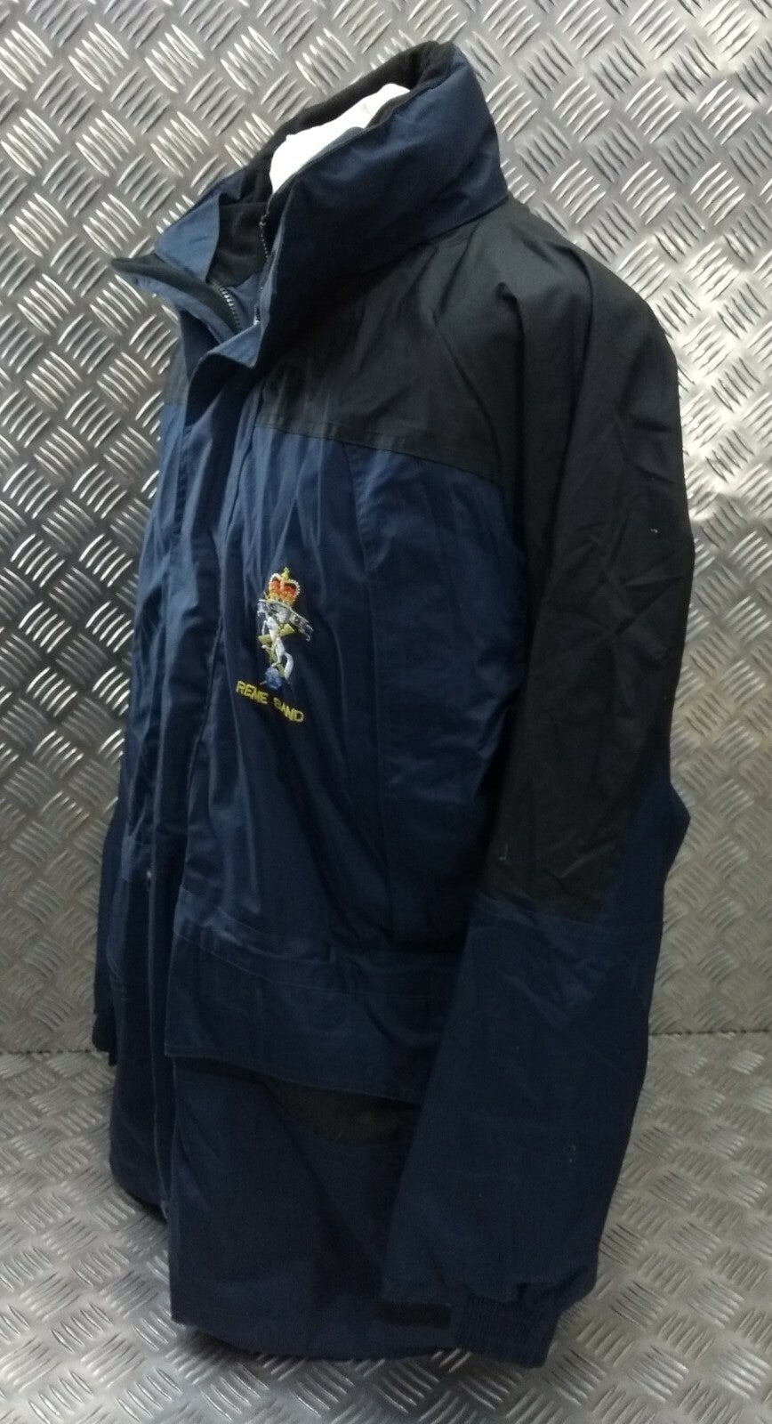 British Army REME Band Jacket Royal Electrical and Mechanical Engineers Insignia