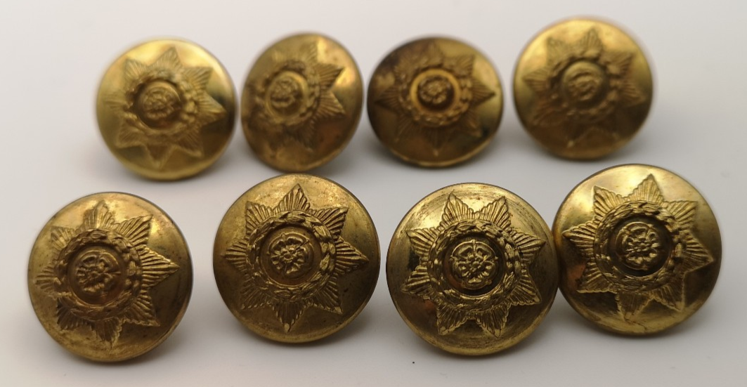 East Yorkshire Regiment Buttons 30L x8