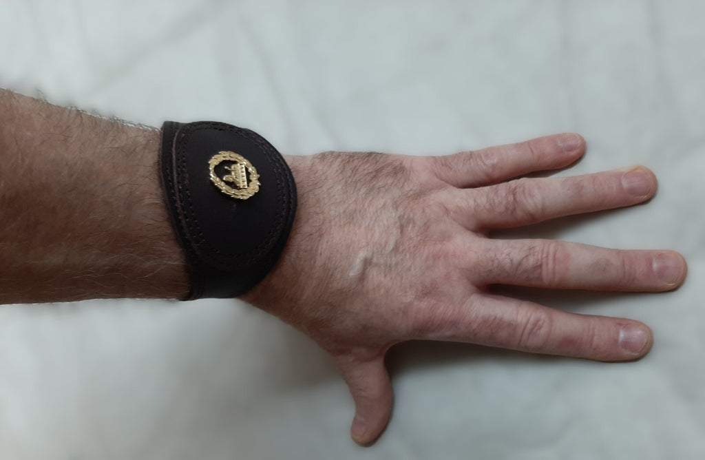 Rifles Egypt Wrist Strap British Army Gold Coloured Insignia Brown Leather Strap