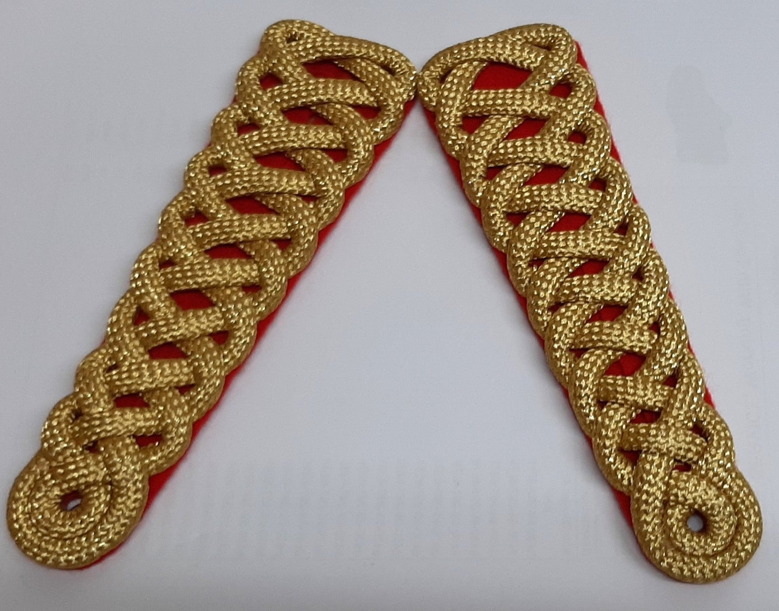 Gold Shoulder Cord GDS Pattern With Red Felt Backing British Made New
