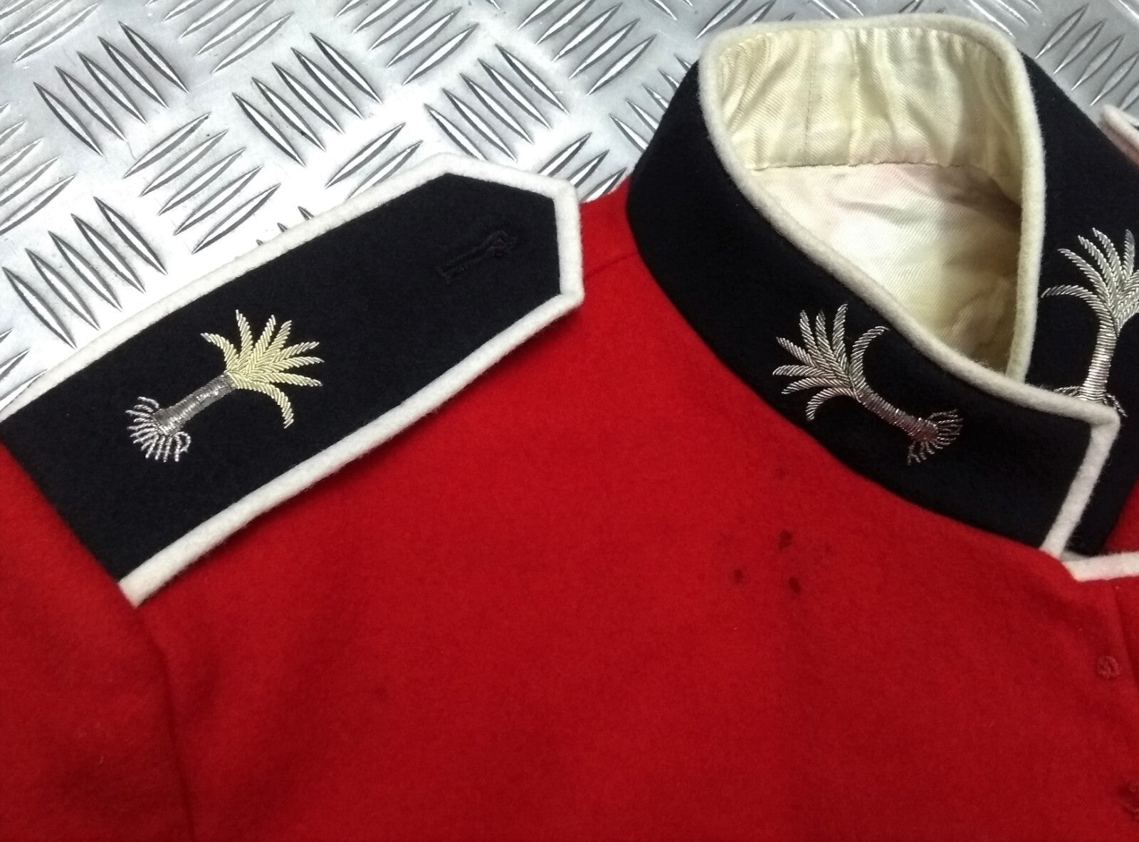Welsh Guards Red Tunic CQMS Ceremonial & Parade British Army 42" No Buttons