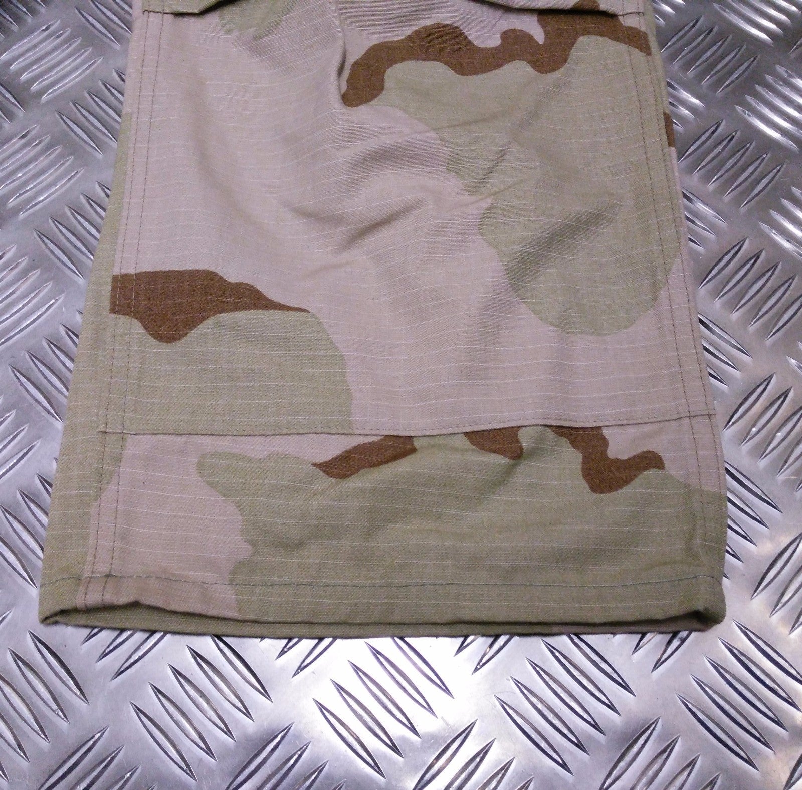 Genuine US Ripstop 6 Pocket Combat / Field Cut Down Trousers Desert Camo Shorts