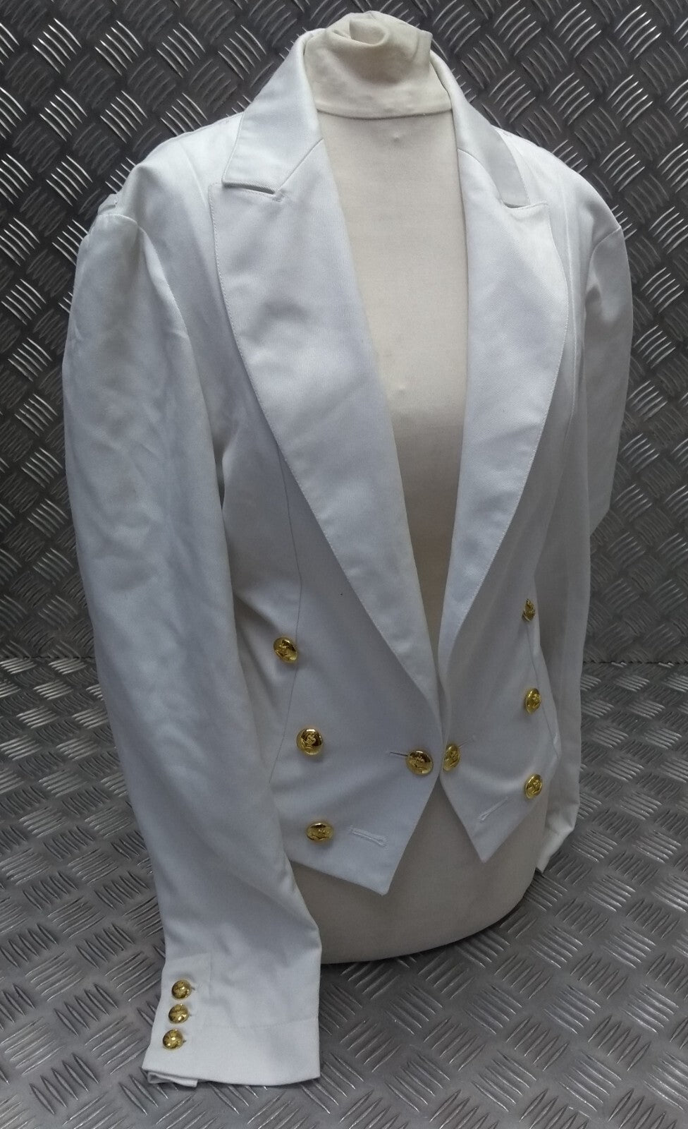 WRAF / RAF No8 Mess Jacket Woman's Tropical Royal Air Force White