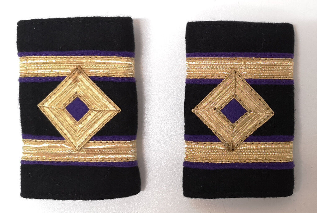Merchant Navy 3rd Engineer Gold Lace Slides Epaulettes Genuine British