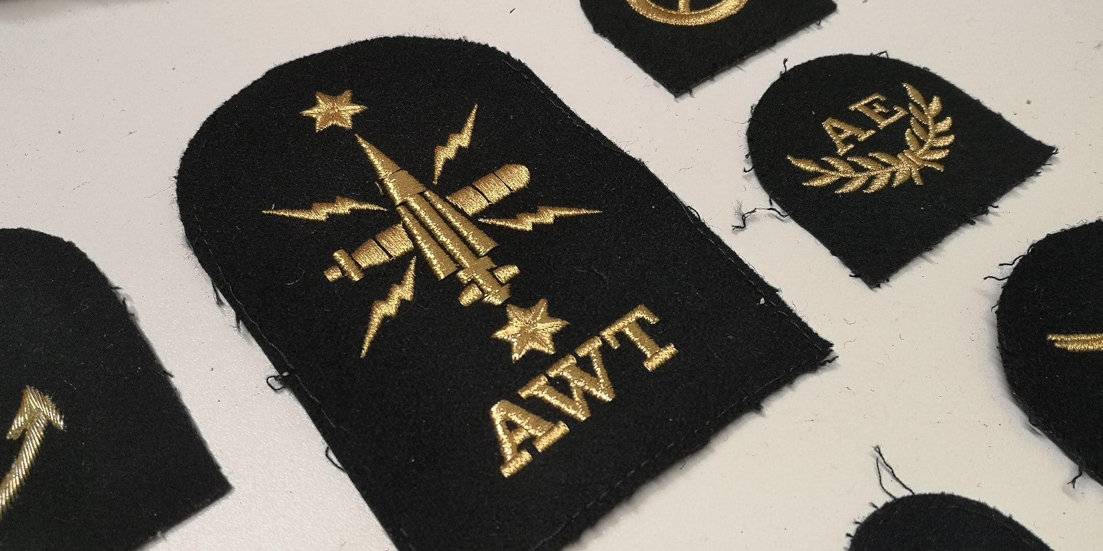 Royal Navy Qualification Cloth Patches Gold/Red on Black set of 12