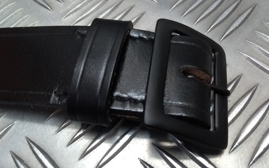 Style Leather Belt, Parade With Subdued Buckle NEW