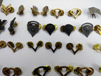US & Other Metal Badges / Pins / Bars / Chevrons / Ranks x30 Assorted Joblot