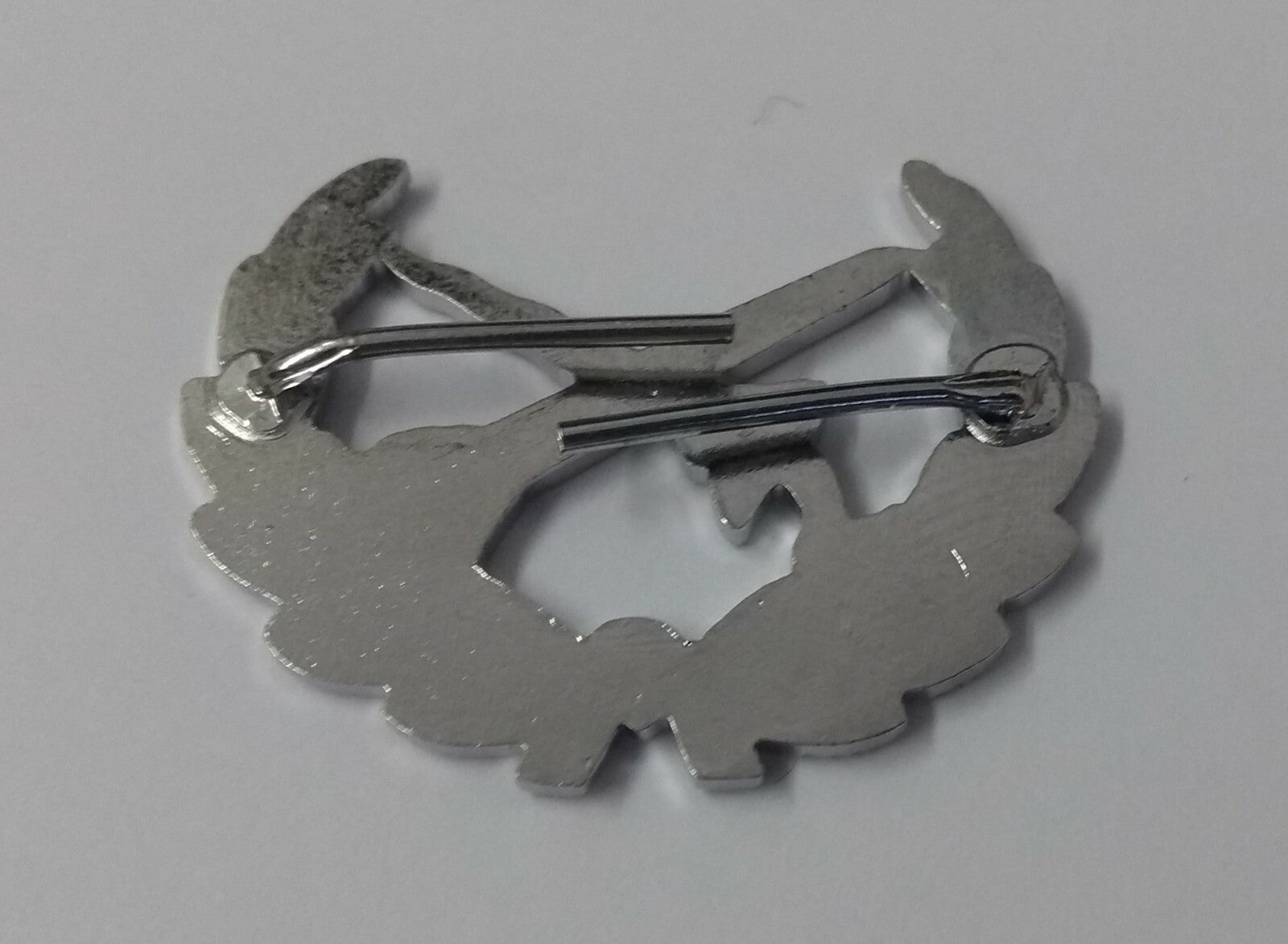 Sword & Scabbard Crossed Chrome Prong Back Obsolete Pattern- NEW