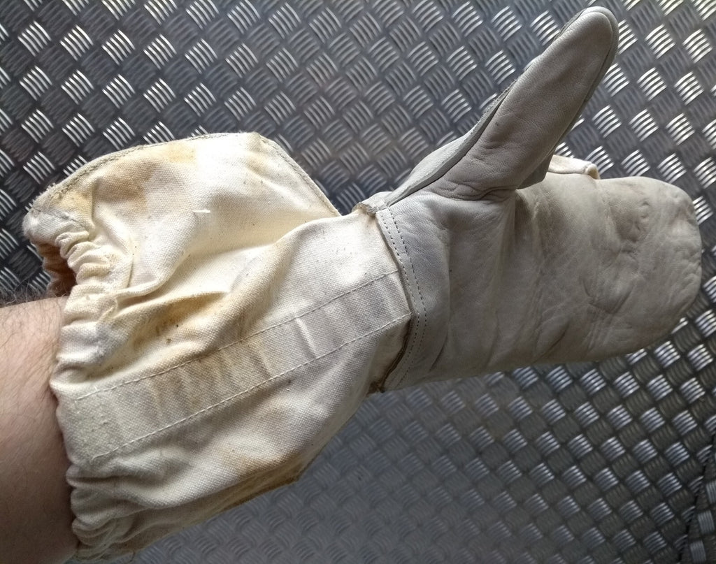 Vintage Arctic Mitts British Army issue Canvas & Chrome Leather & Trigger Finger