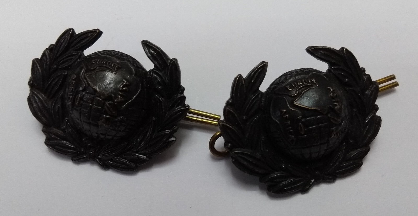 RM Collar Dogs Royal Marines No5 Globe Badges