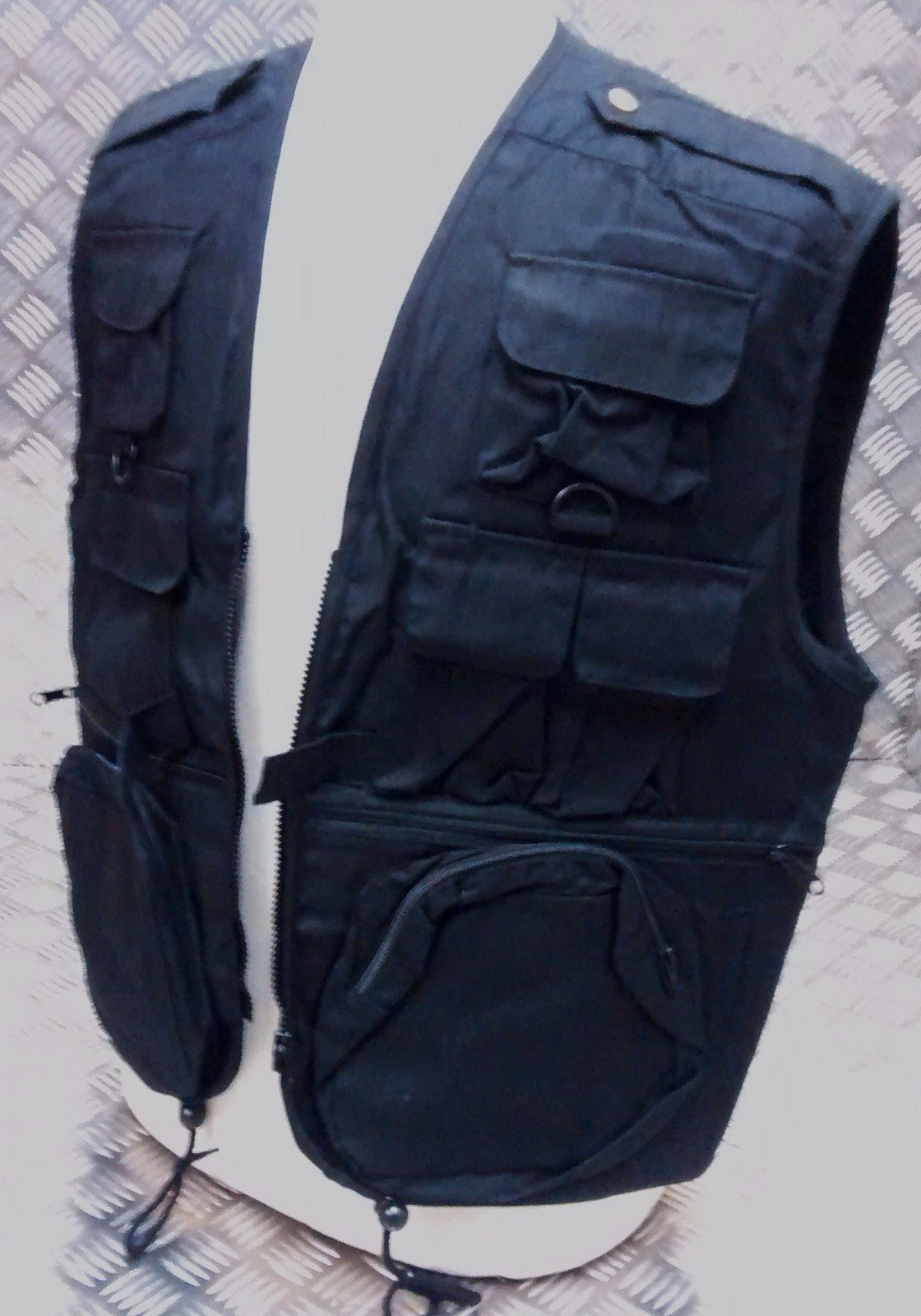 Fishing Hunters Photographers Multi Pocket Vest Stealth Black - NEW