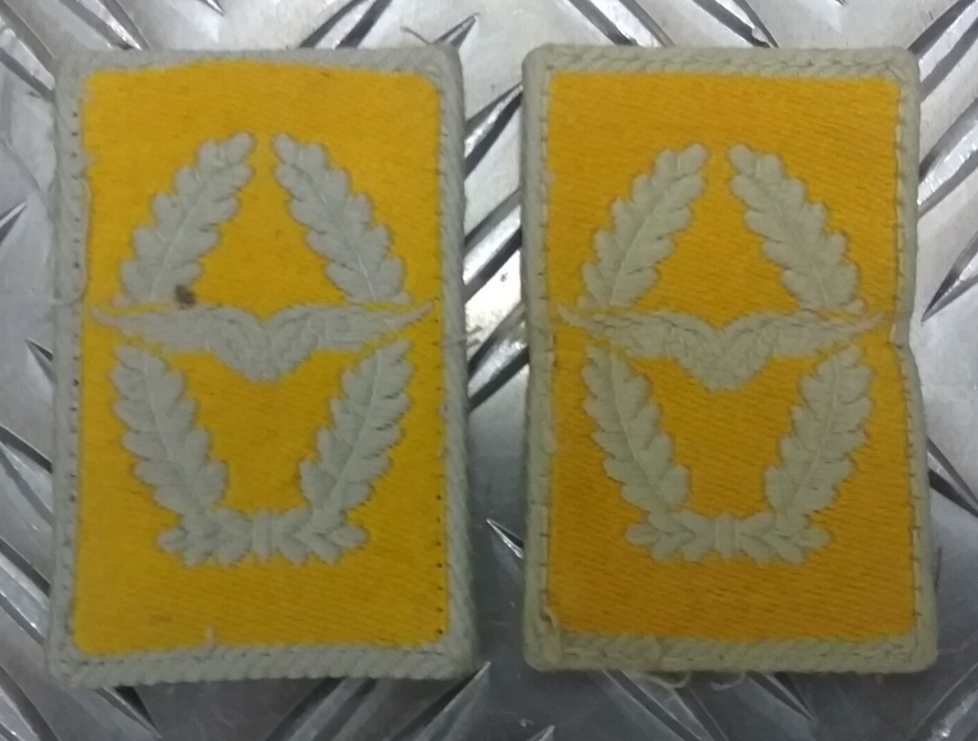 Vintage German Airforce Luftwaffen Issued Collar Dogs Patches