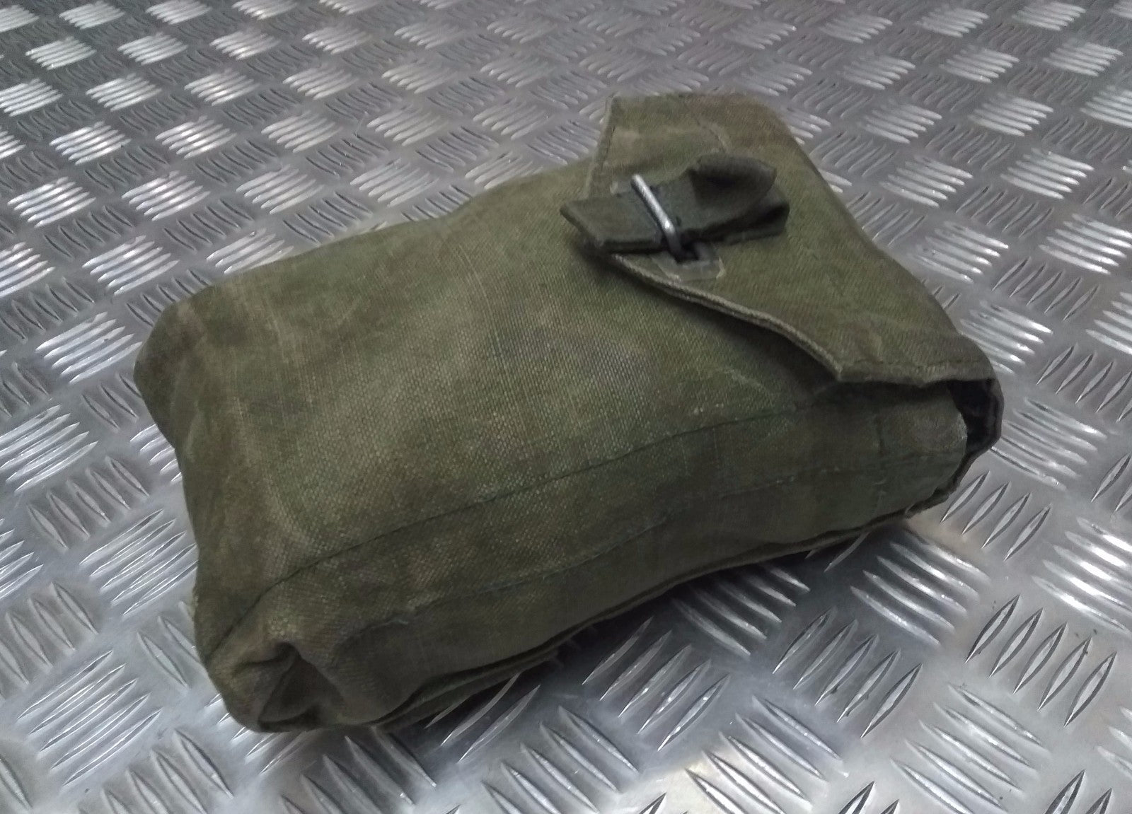 Genuine Vintage M39 Swedish Green Webbing Side Utility / Ammo Pouch G1