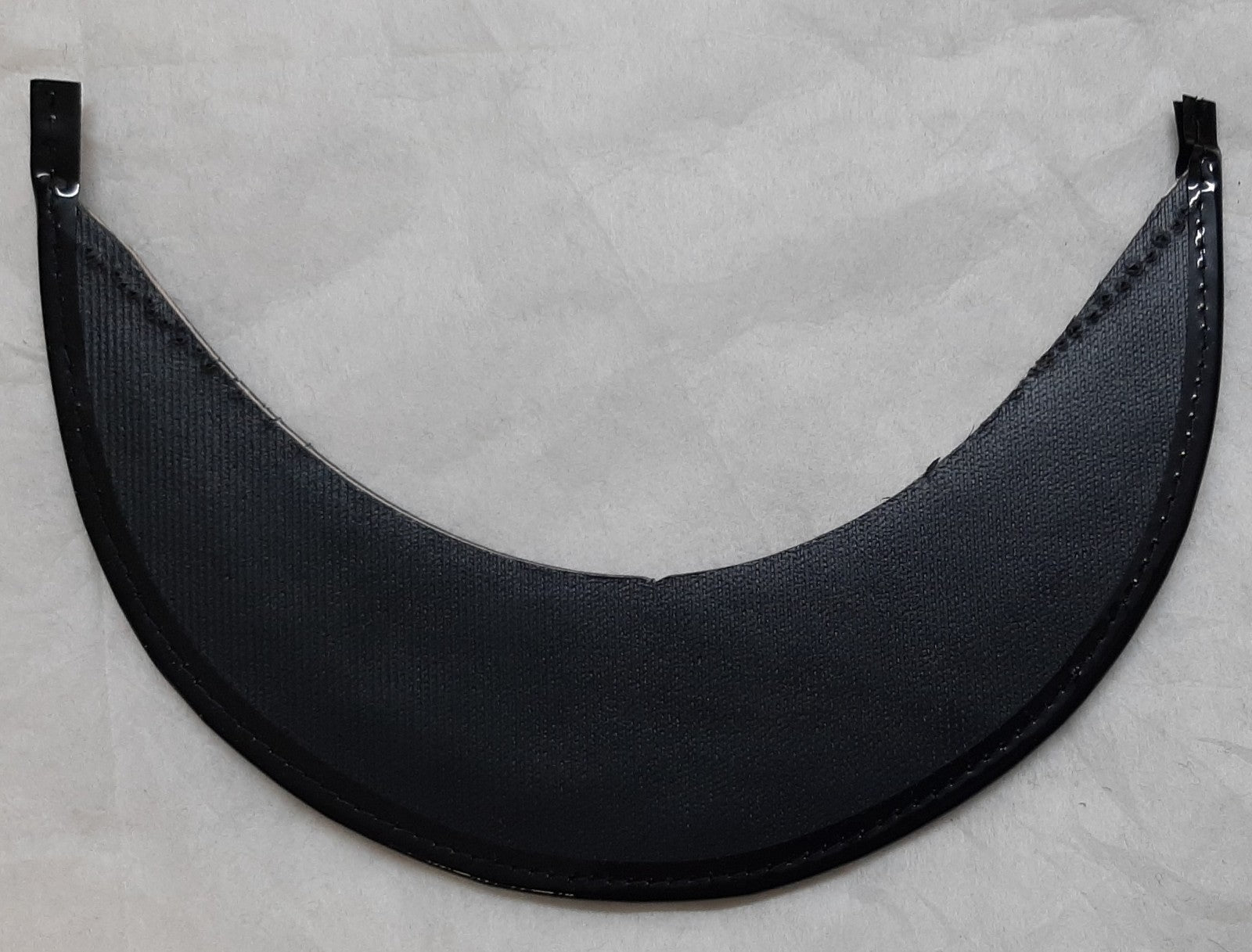 Officers Oakleaf Sprig Gold Wire 1 Row On Black PVC Visor Peak Ex Sample