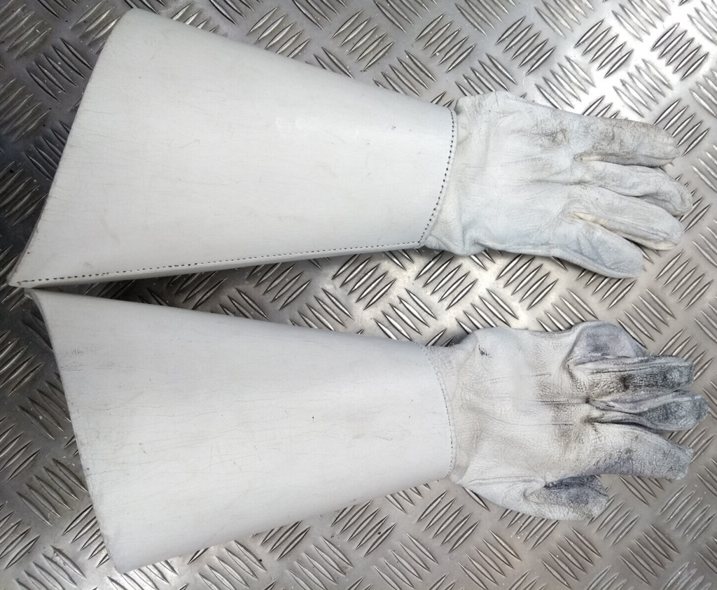 British Army Household Cavalry White Leather Gauntlet Parade Gloves Size 9