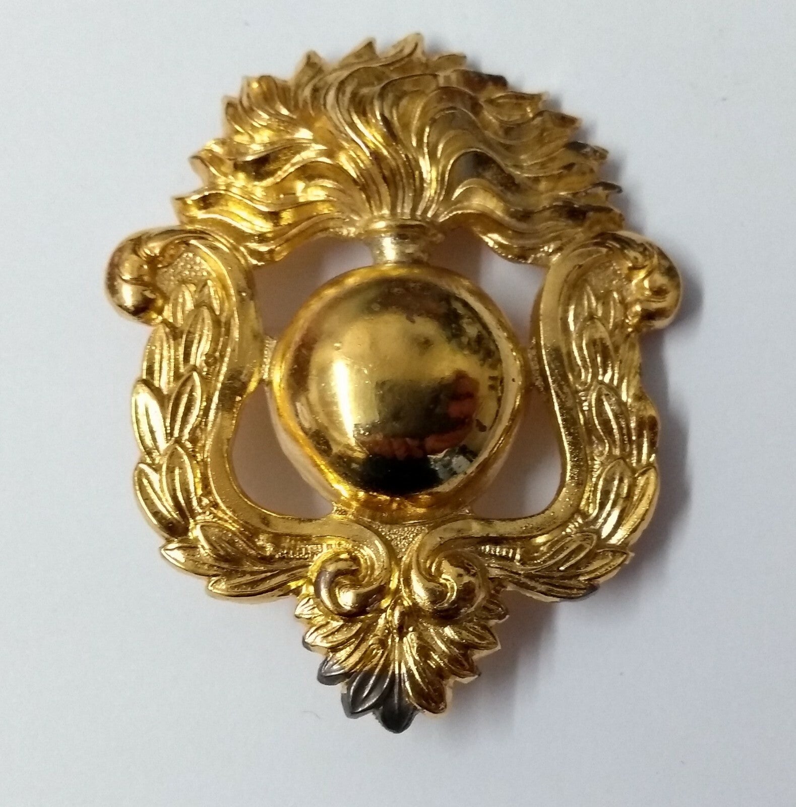 Genuine Vintage British Royal Artillery Cross-Belt Prong Back Ornament