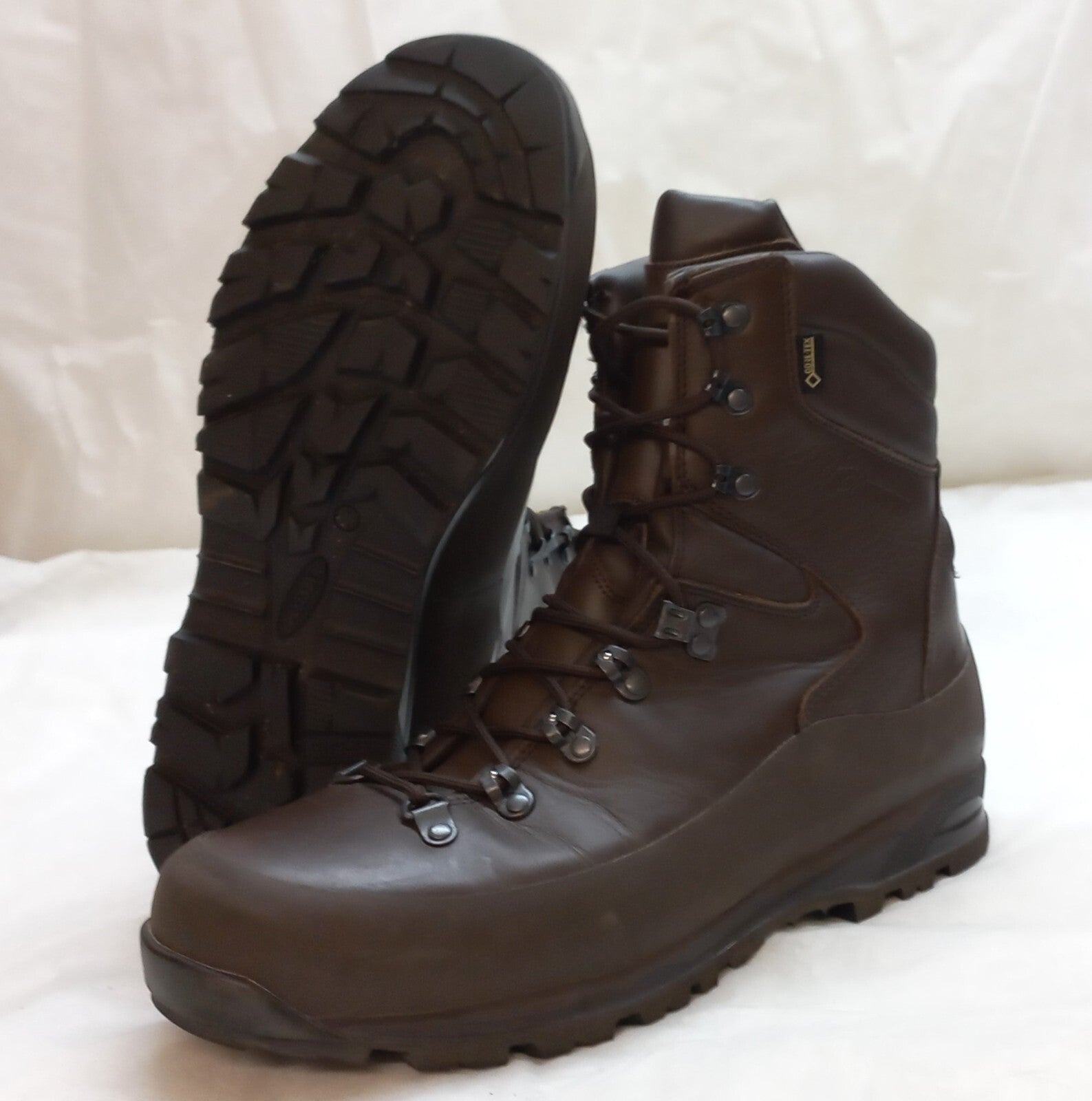 British Army Style ITURRI Cold & Wet Weather GTX Leather Combat Boots Brown