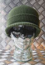 Green Peak / Peaked Beanie Hat / Radar Cap - One size - BRAND NEW