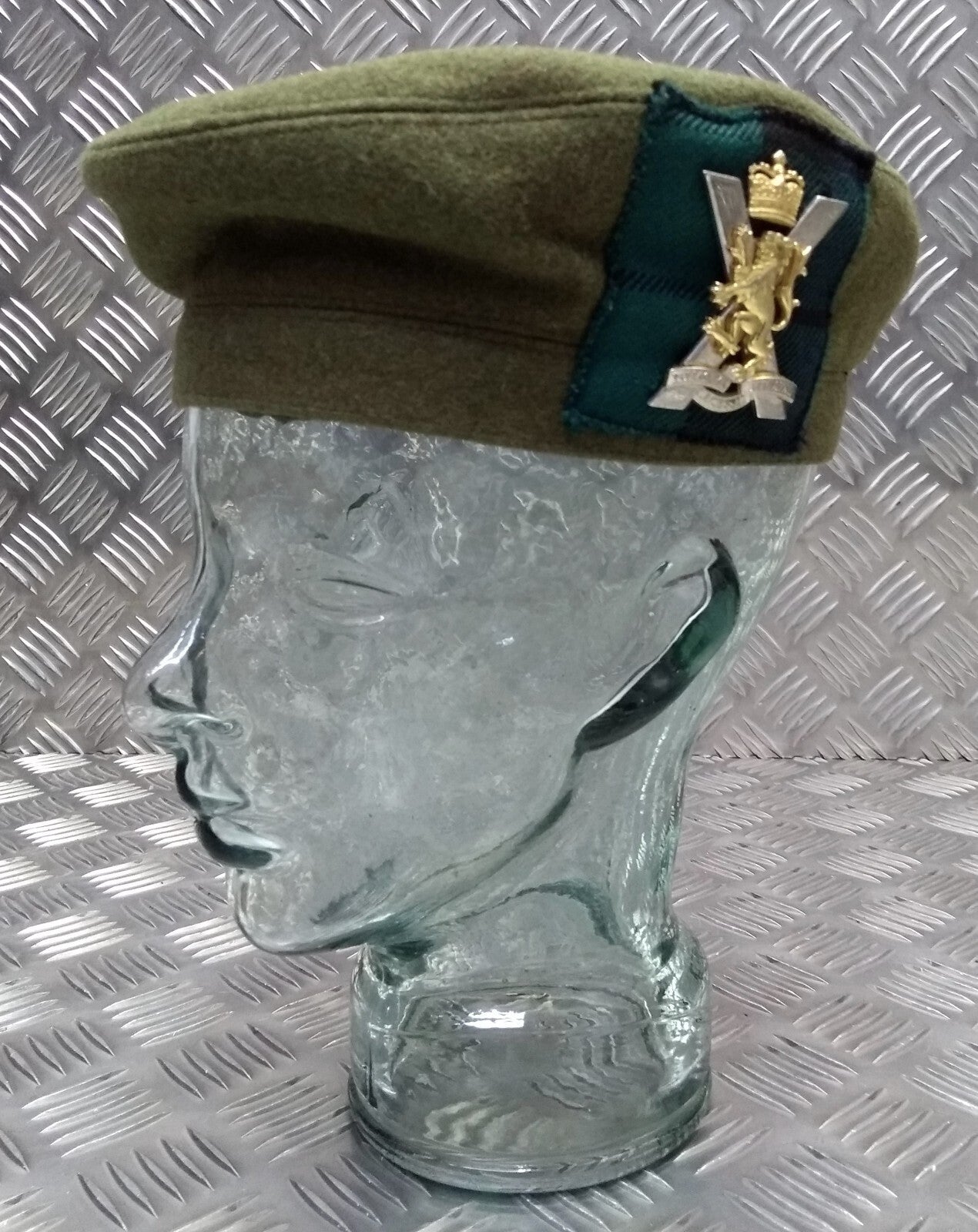 Tam O`Shanter RRS "Royal Regiment of Scotland" With Insignia Badge no Pompom