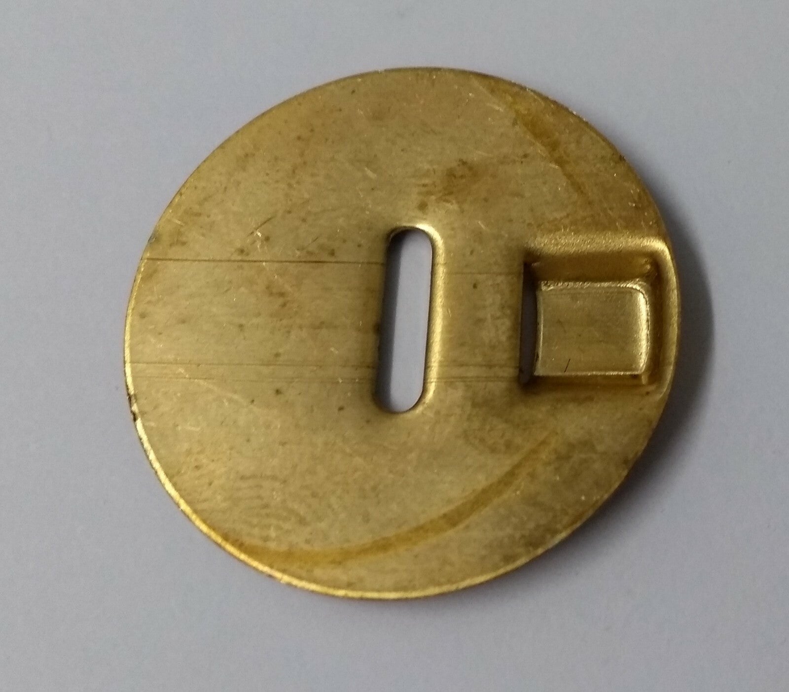 Vintage Round Brass Type Button Backing Plates 2 Pairs STD33