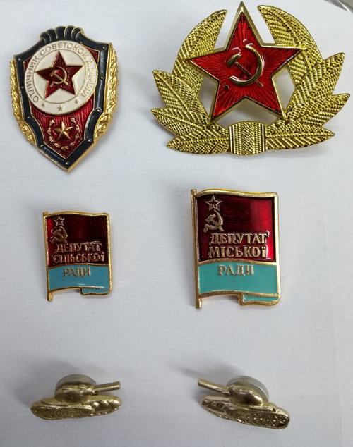 Obsolete Soviet-era Style CCCP Red Army Hat / Cap / Lapel Pin Badges set of 12